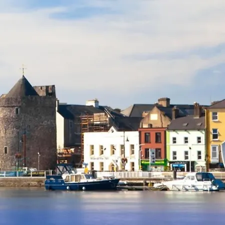 Comeragh Pods Casa de Férias