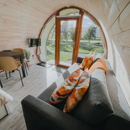 Holiday home Comeragh Pods *